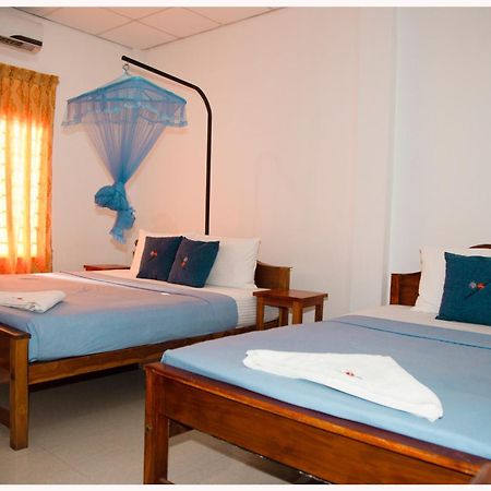 French Garden Resort Uppuveli ภายนอก รูปภาพ