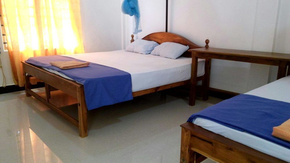French Garden Resort Uppuveli ภายนอก รูปภาพ