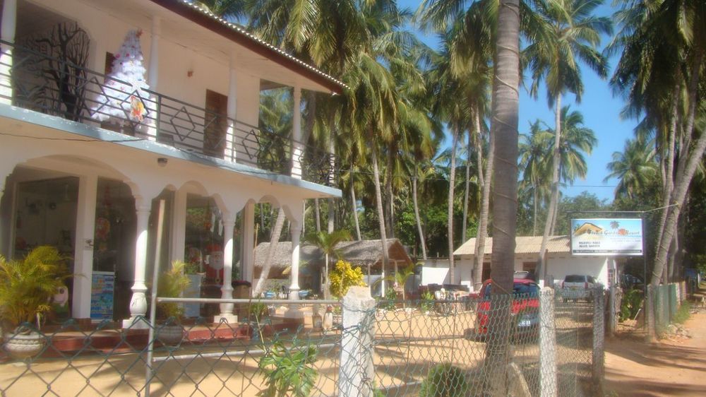 French Garden Resort Uppuveli ภายนอก รูปภาพ