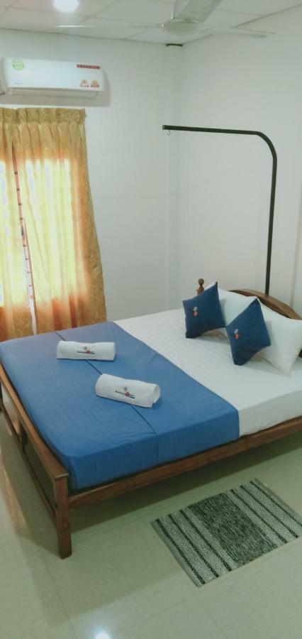 French Garden Resort Uppuveli ภายนอก รูปภาพ