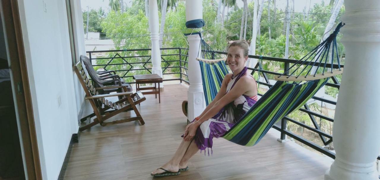 French Garden Resort Uppuveli ภายนอก รูปภาพ