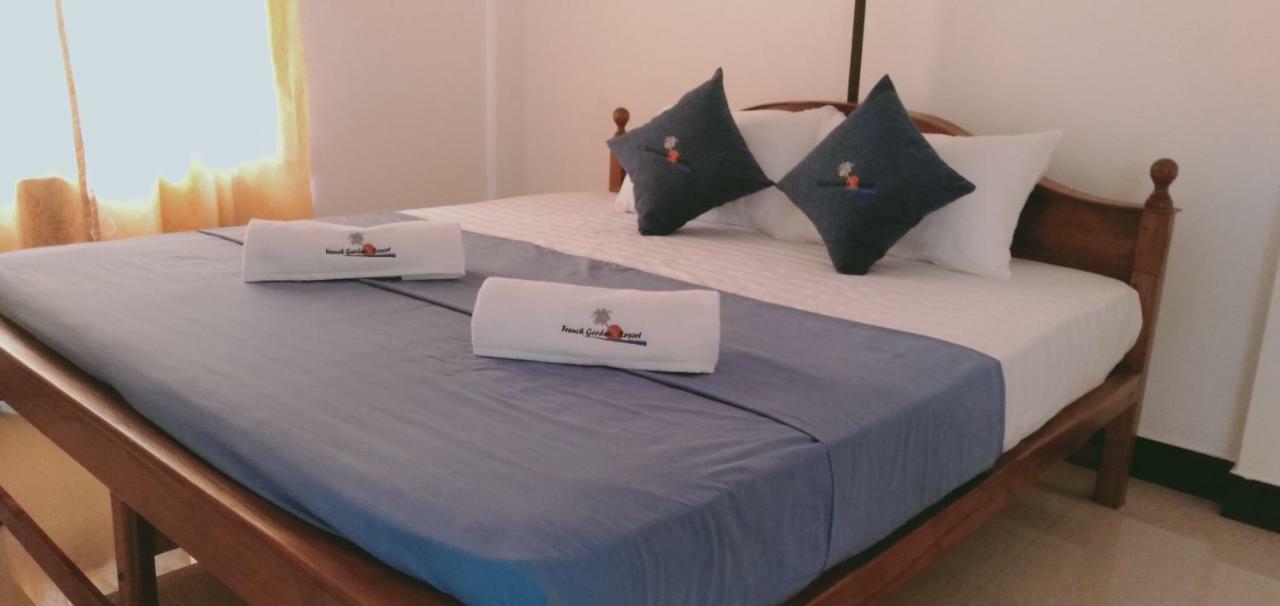 French Garden Resort Uppuveli ภายนอก รูปภาพ